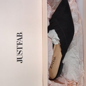 NIB Black Ruffle Mules
